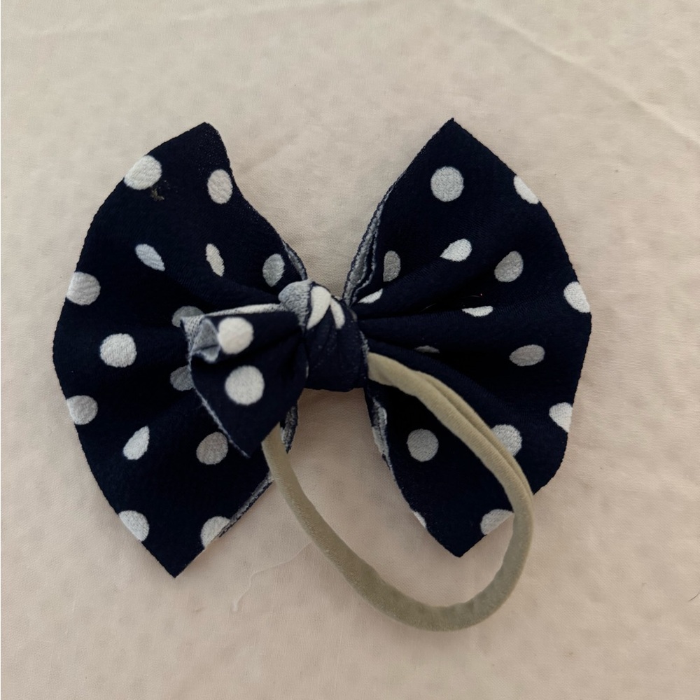 Bow - Picture 2 of 2